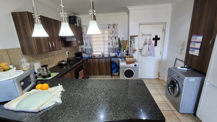 2 Bedroom Property for Sale in Dana Bay Western Cape